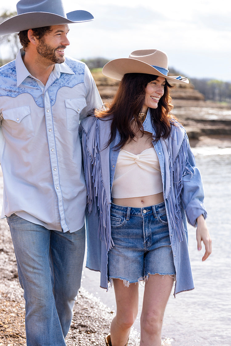 Man and woman in Tex Cowboy Wool Hat - Dusty Blue-Fleastyls walking together outdoors.