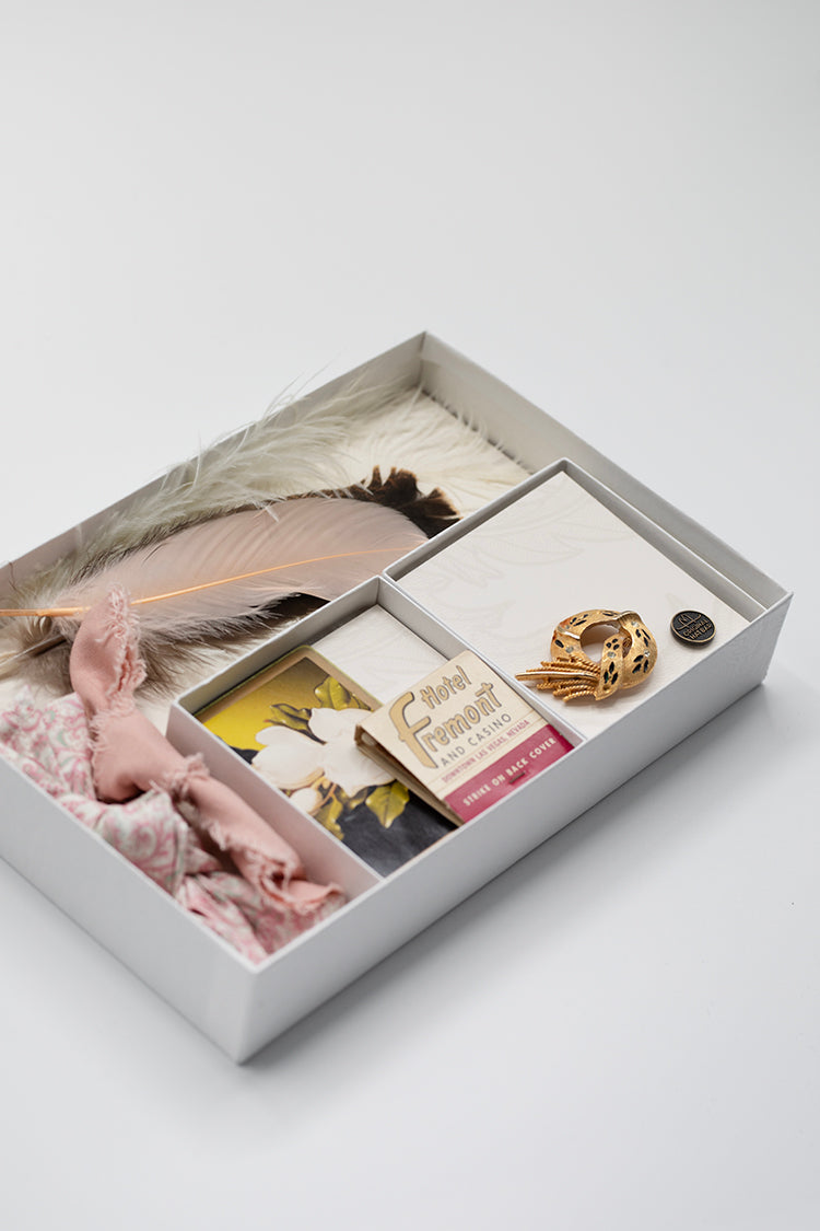 Southern Hat Styling Kit - Gold Circle with Black Details Brooch