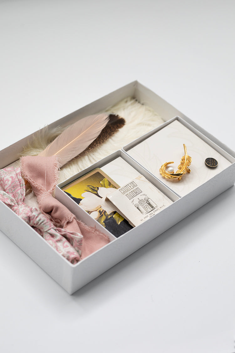 Southern Hat Styling Kit - Gold Curled Leaf with Pearl Brooch
