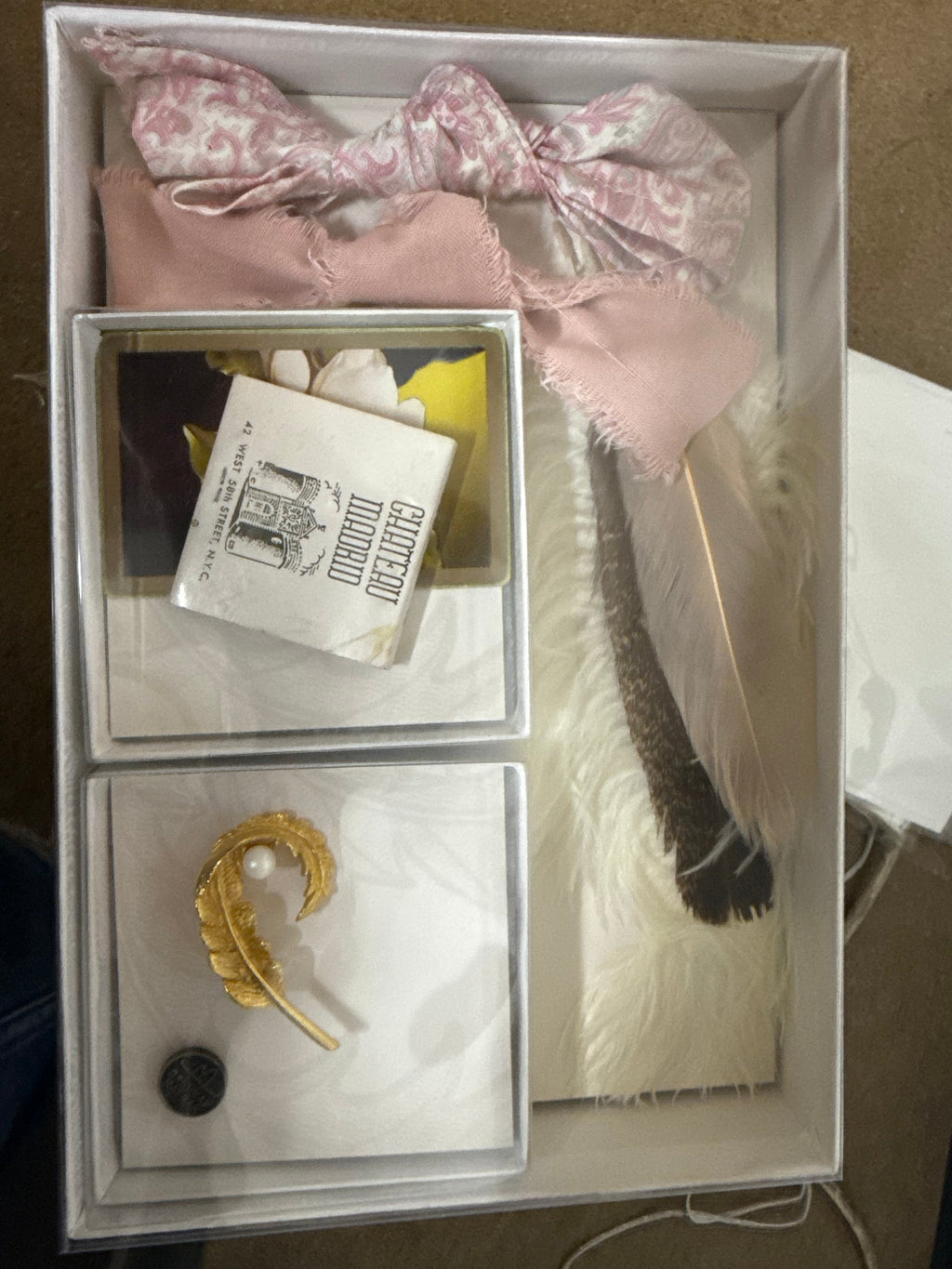 Southern Hat Styling Kit - Gold Curled Leaf with Pearl Brooch